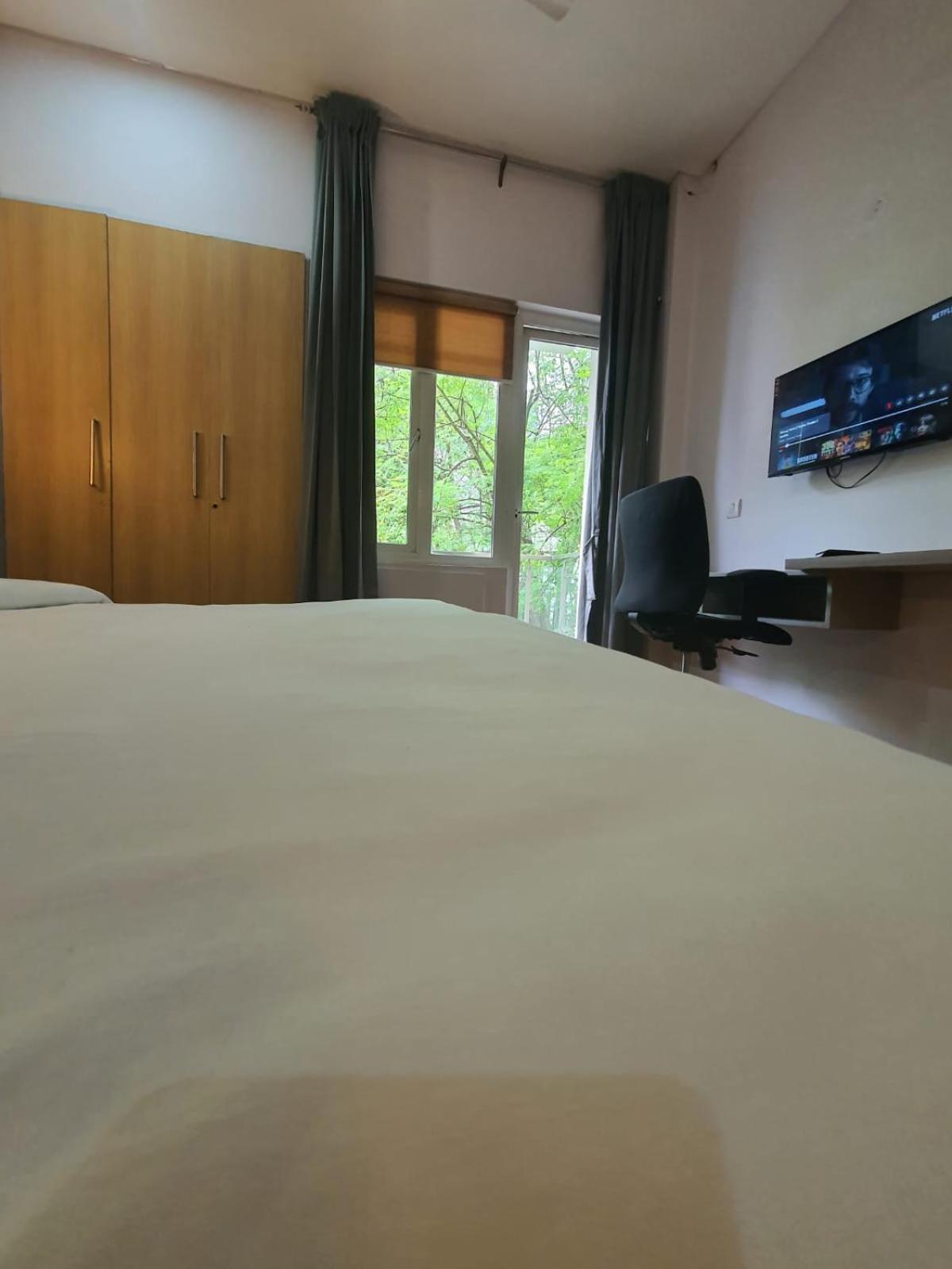 Mallenzo Suites Dlf Phase 1 Gurgaon Luaran gambar