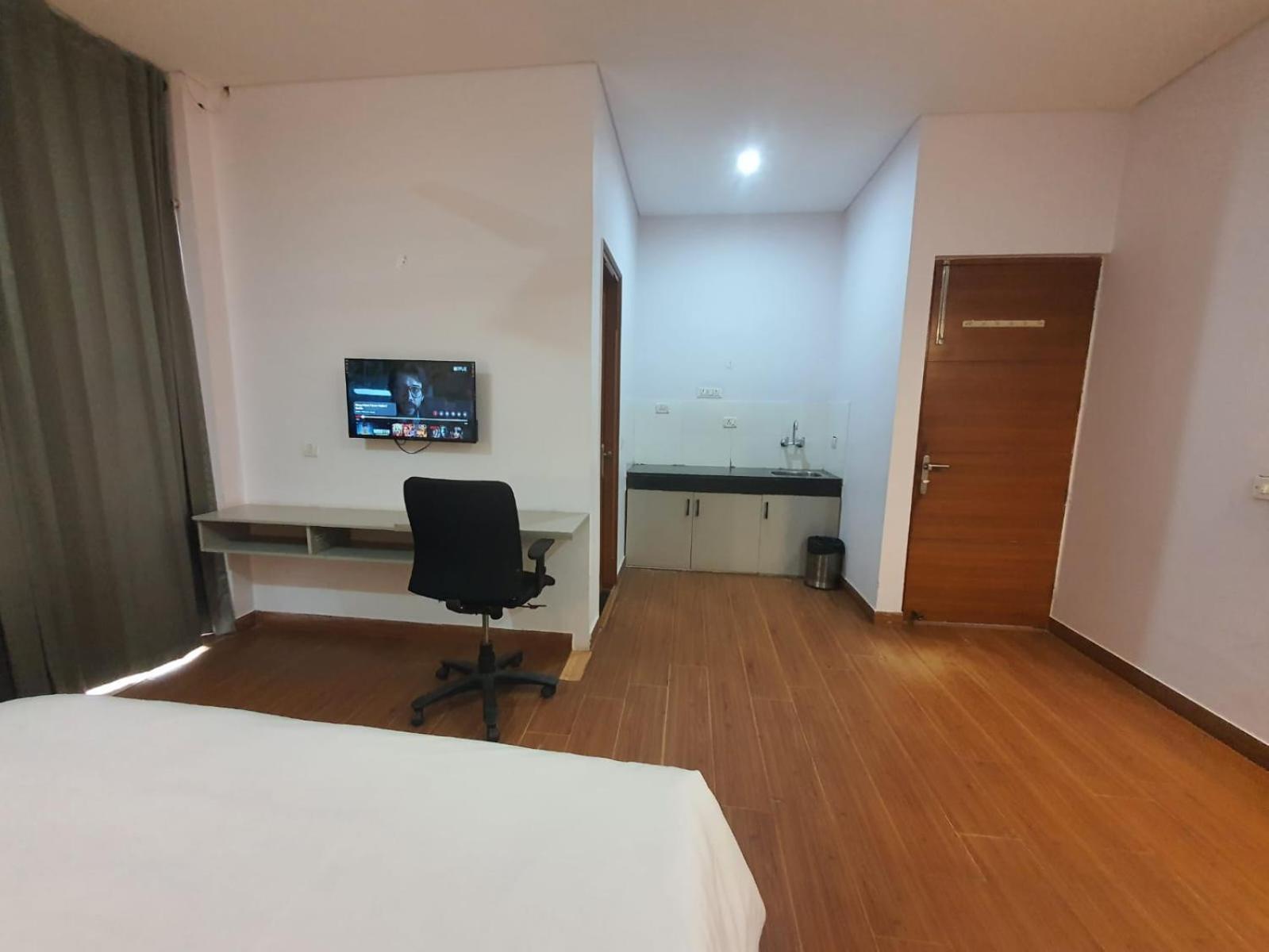 Mallenzo Suites Dlf Phase 1 Gurgaon Luaran gambar